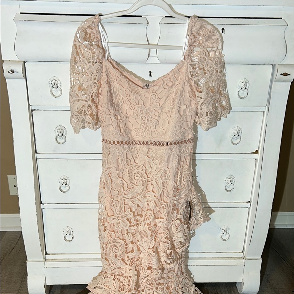 Lulu's Pink Puff Sleeve V-Neck Midi Gown